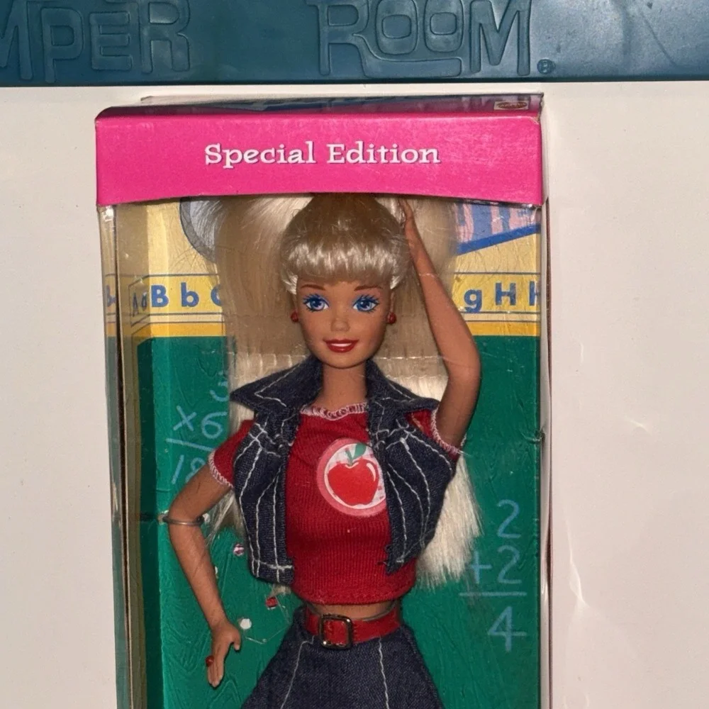 Back to School Barbie #17099 Apple Special Edition 1996 Denim New In Box